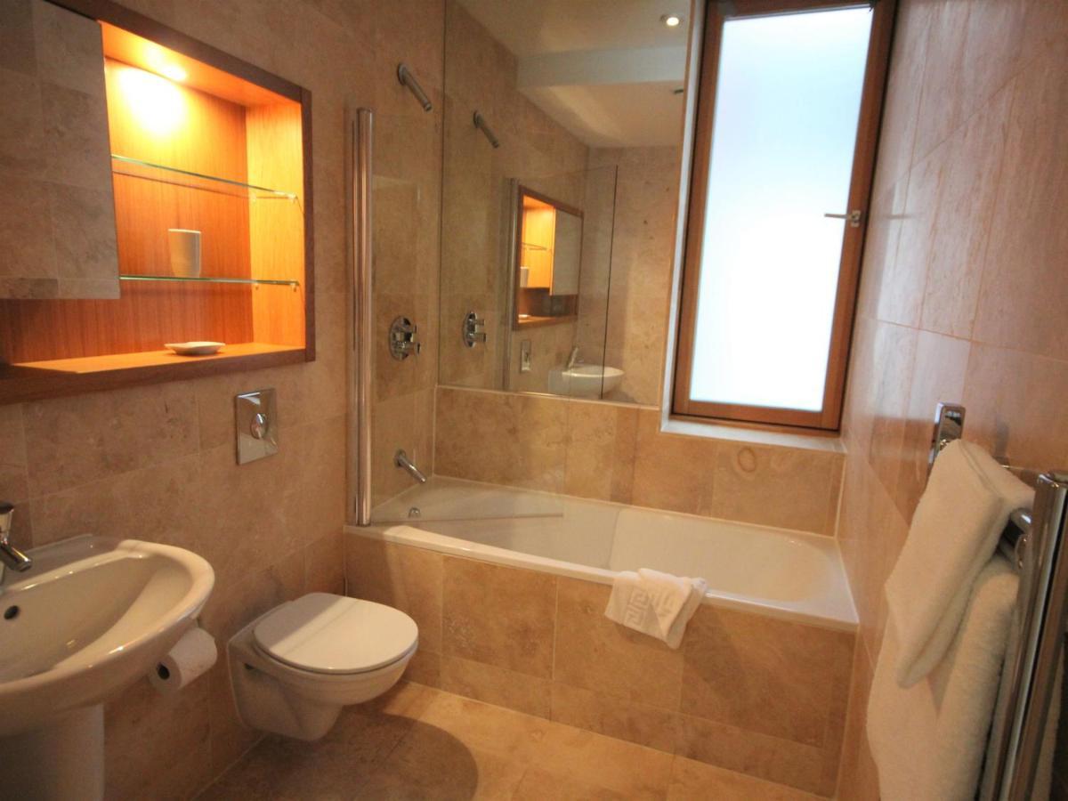 Апартаменти Quayside Lofts - Properties Unique Ньюкасл-апон-Тайн Екстер'єр фото